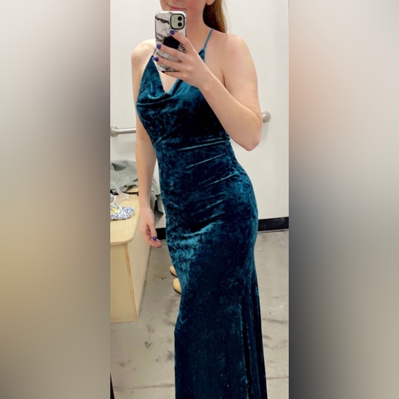 Morgan & Co Velvet Formal Dress - Picture 1 of 5